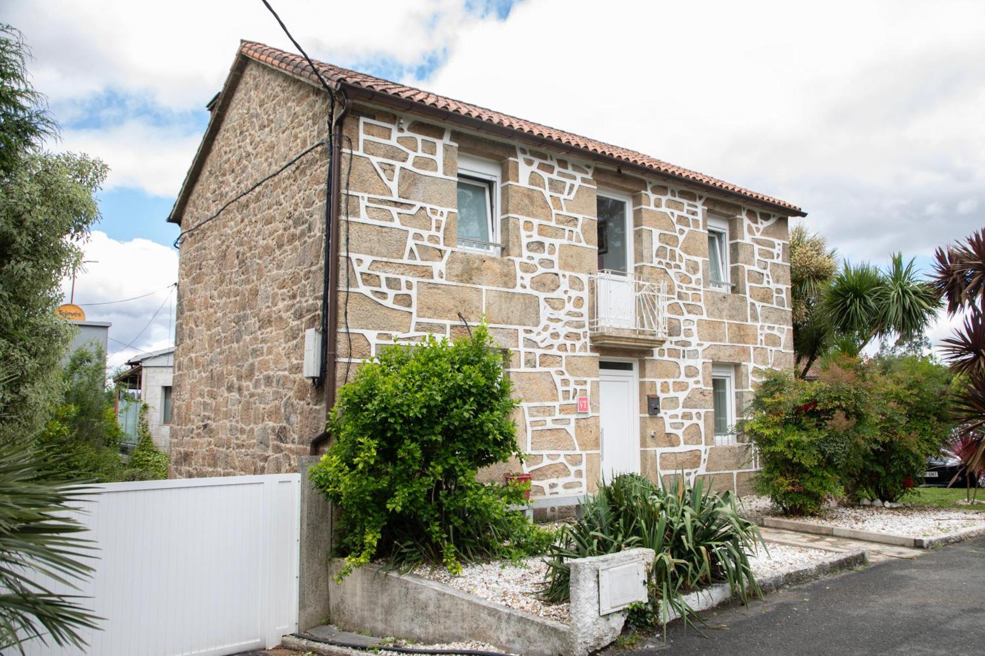 הוילה Rua De Francos Casa San Martino Teo מראה חיצוני תמונה